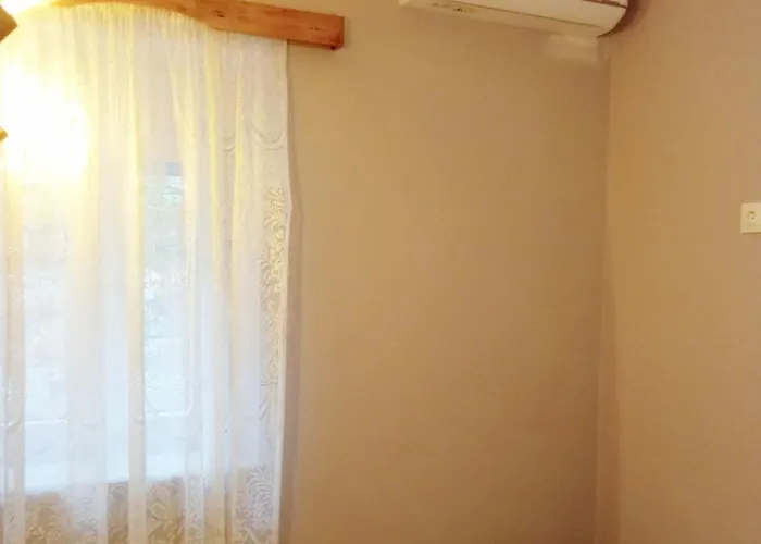 Village View House Tatil Evi Galissas